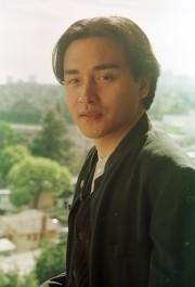 ブロコリニュース】レスリー・チャンさんの命日に多数のファン集う